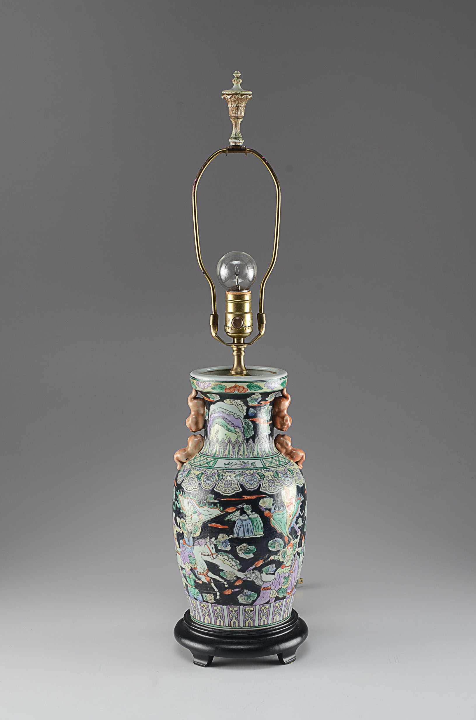 Chinese Vase Lamp
