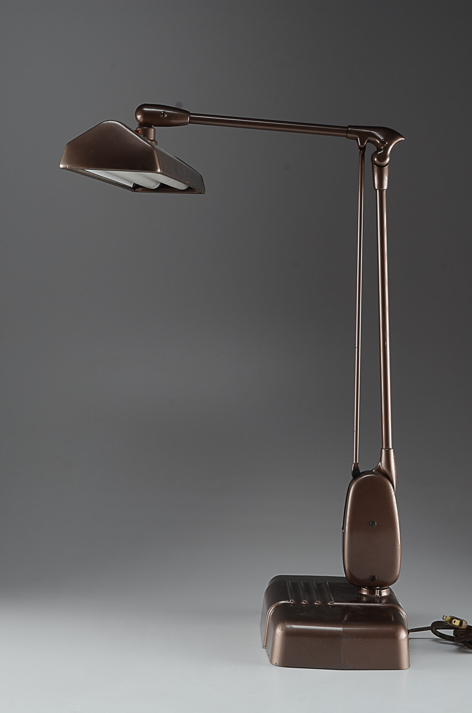 Dazor Floating Desk Light