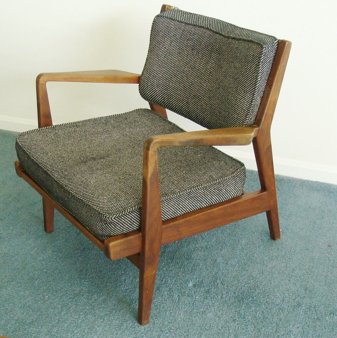 Vintage Jens Risom Mid-Century Modern Arm Chair.