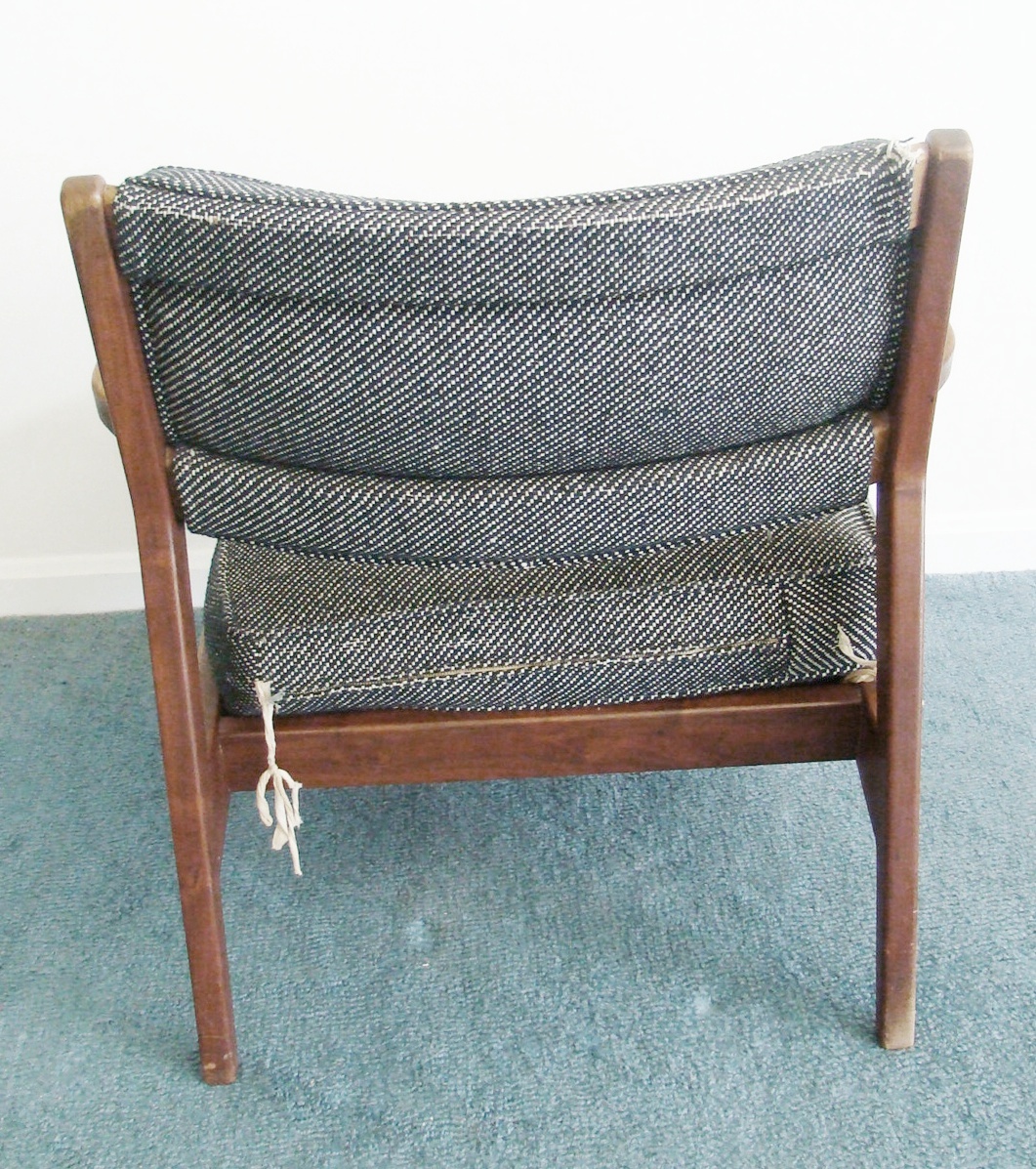 Vintage Jens Risom Mid-Century Modern Arm Chair.