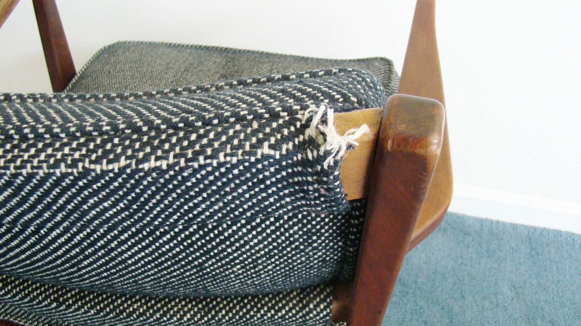 Vintage Jens Risom Mid-Century Modern Arm Chair.