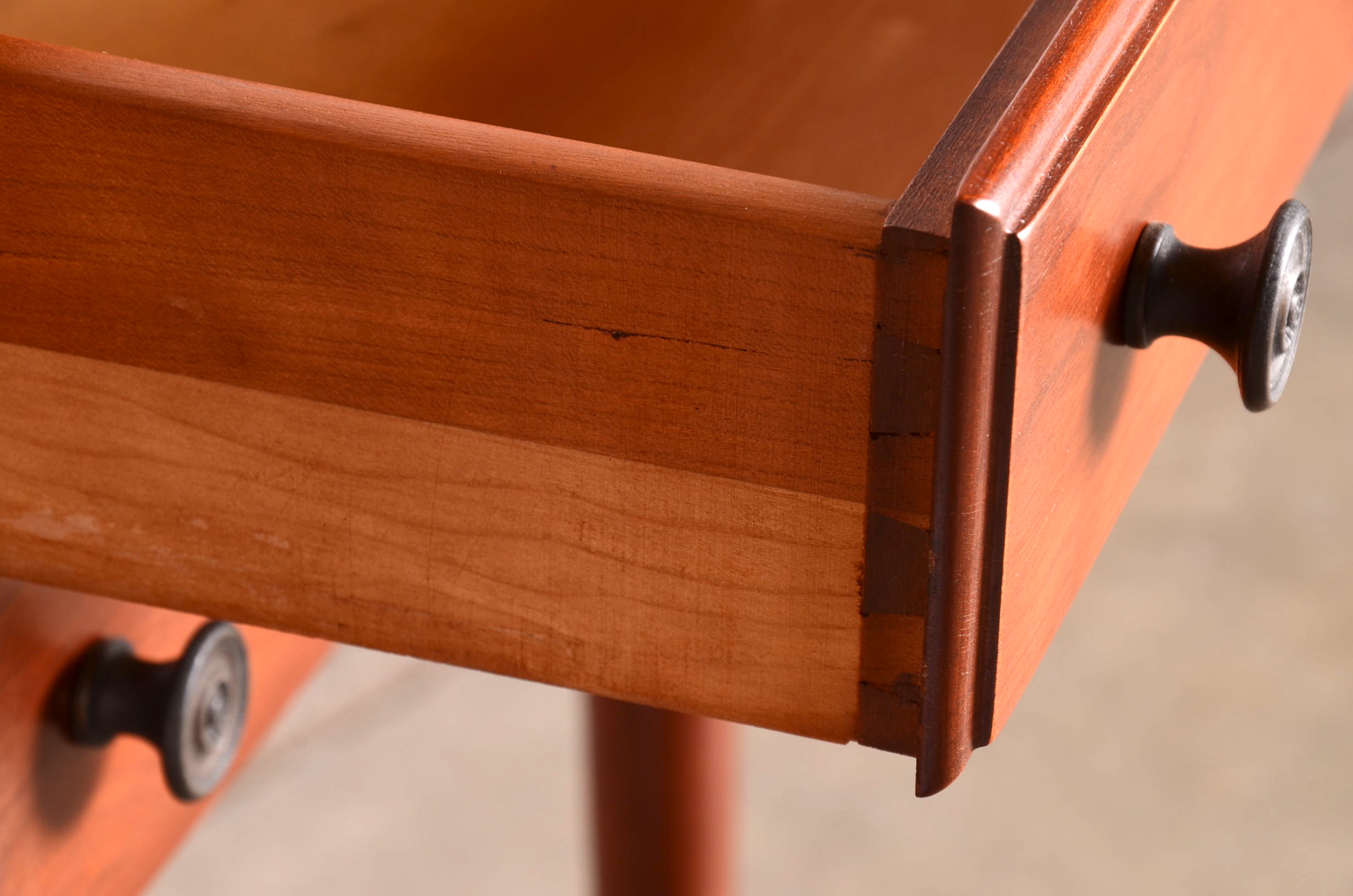 Willett Cherry Drop Leaf End Table EBTH