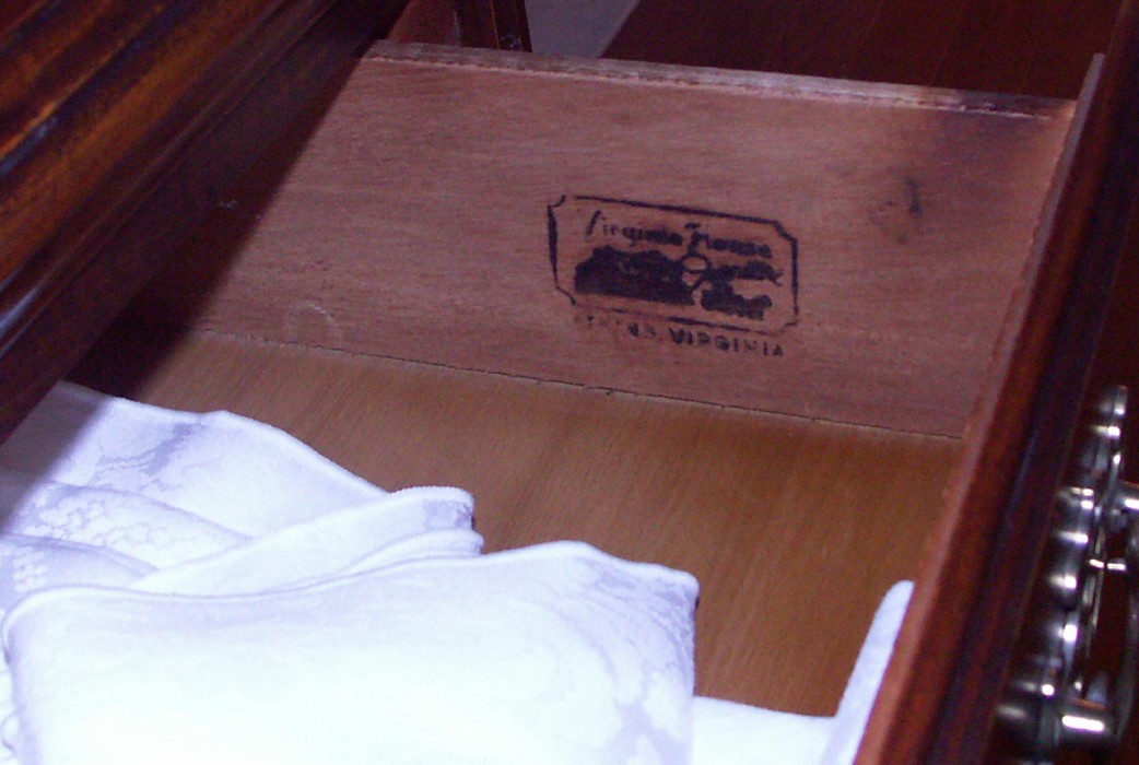 Virginia House Queen Anne China Cabinet