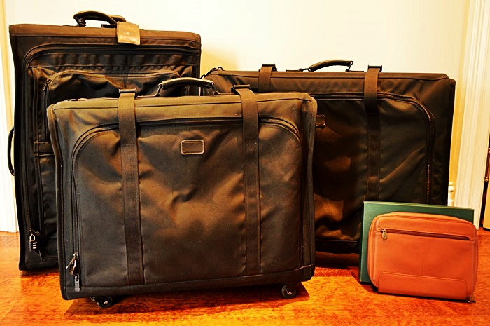 Tumi Luggage-3 Pieces