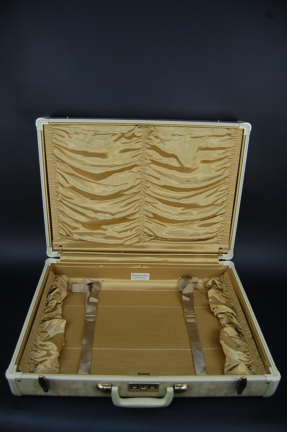Vintage 4 Piece Samsonite Luggage Set