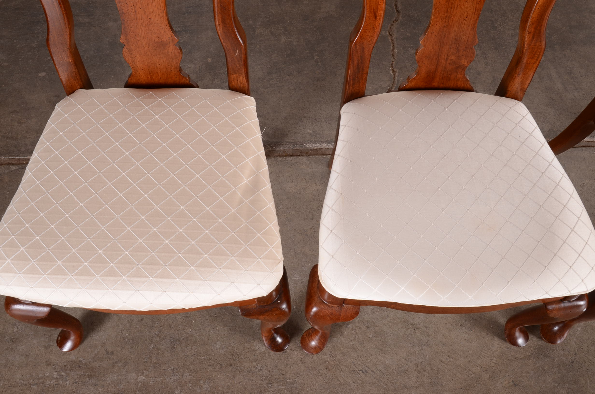 Bernhardt Queen Anne Style Dining Table and Chairs