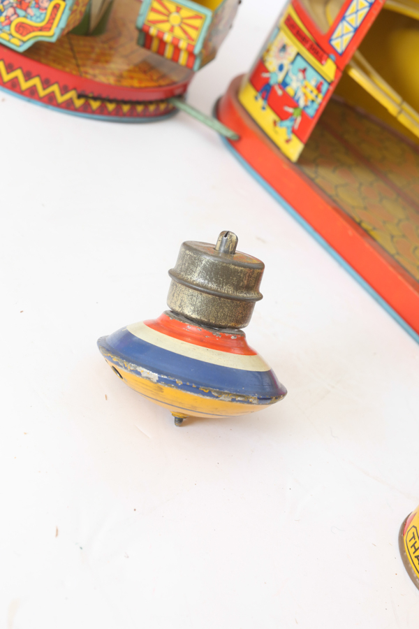 Vintage Tin Wind Up Toys Chein, Gibbs