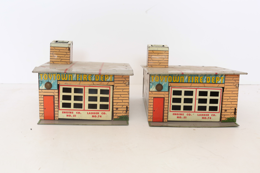 Vintage Wyandotte Fire House & Friction Toys