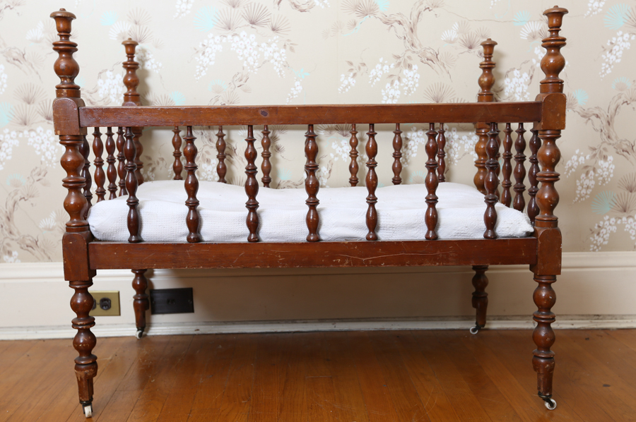 Vintage Jenny Lind Style Baby Bed
