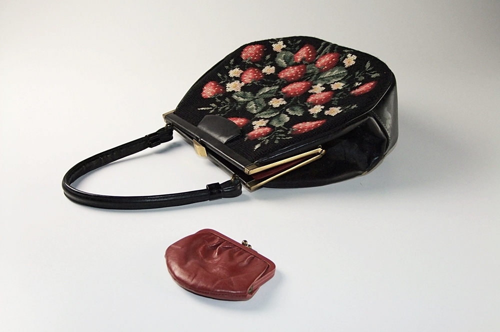 Martha Klein Creation Vintage Needle Point Handbag 