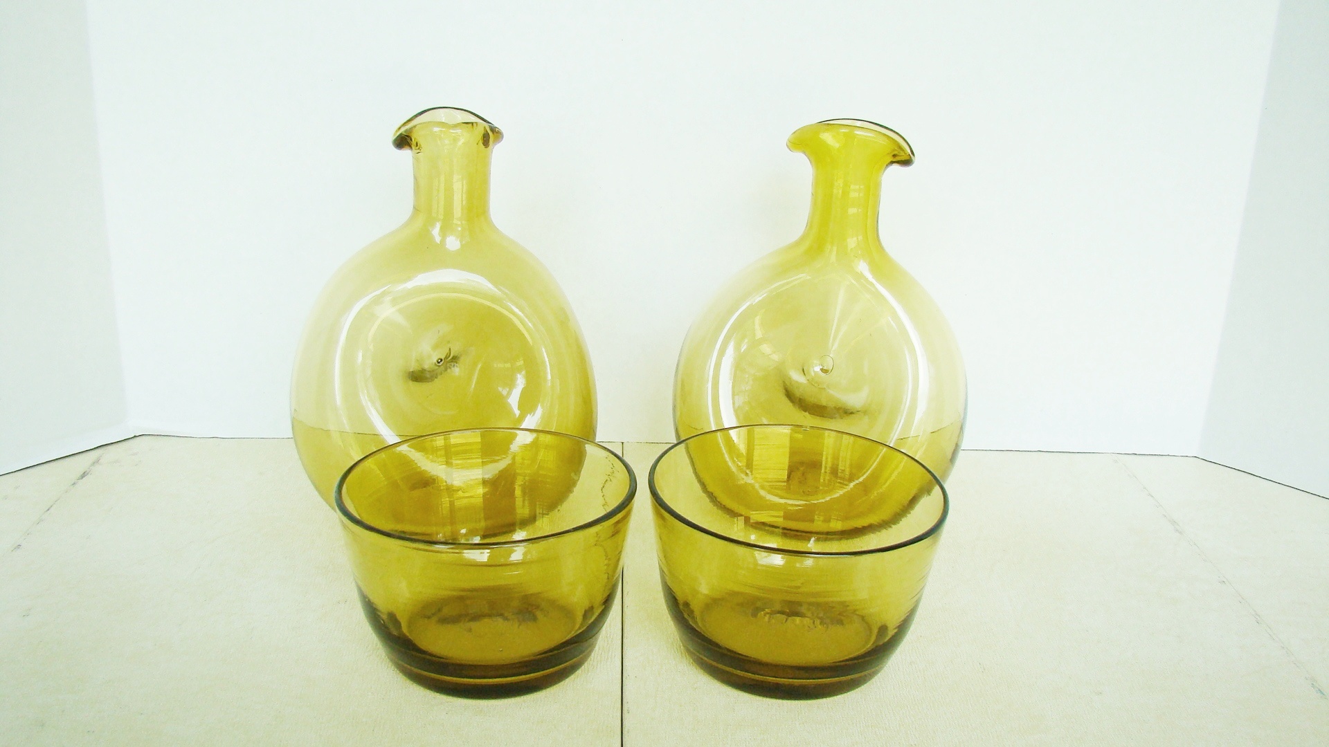 2 Antique Vintage, Hand Blown Amber Glass Vases and 2 Amber Glass Bowls.