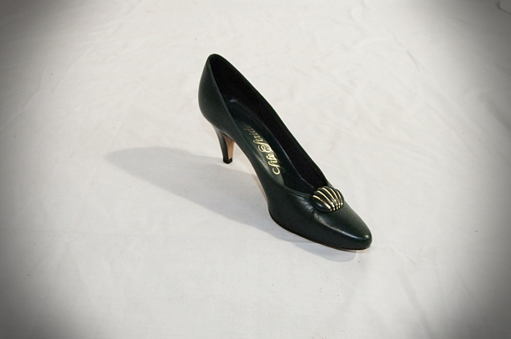 Collection of (6) Pair of Lady's Vintage Shoes