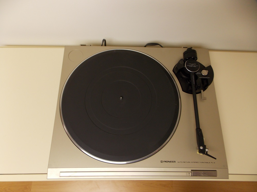 Pioneer PL-2 Stereo Record Turntable