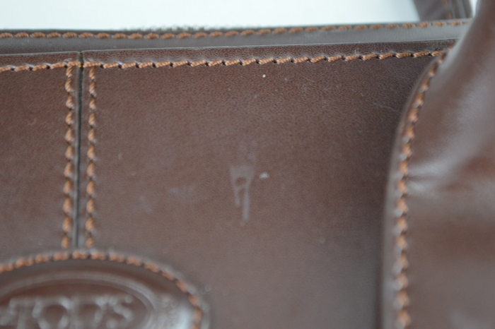 JP Tod's Vintage Shoulder Bag with Detachable strap- Classic Brown