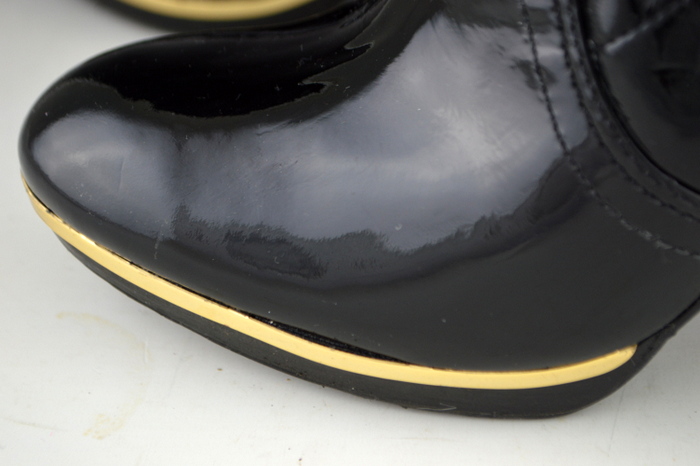 Tory Burch Melrose Black Patent Leather High Heel Ankle Boots Size 8 & Whimsical Change Purse