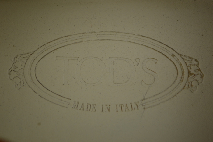 Vintage Tod's Navy and Tan Loafers  - Size 7.5