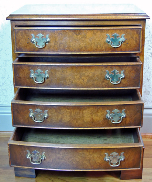 Bevan Funnell "Reprodux" Small Georgian Style Chest of Drawers