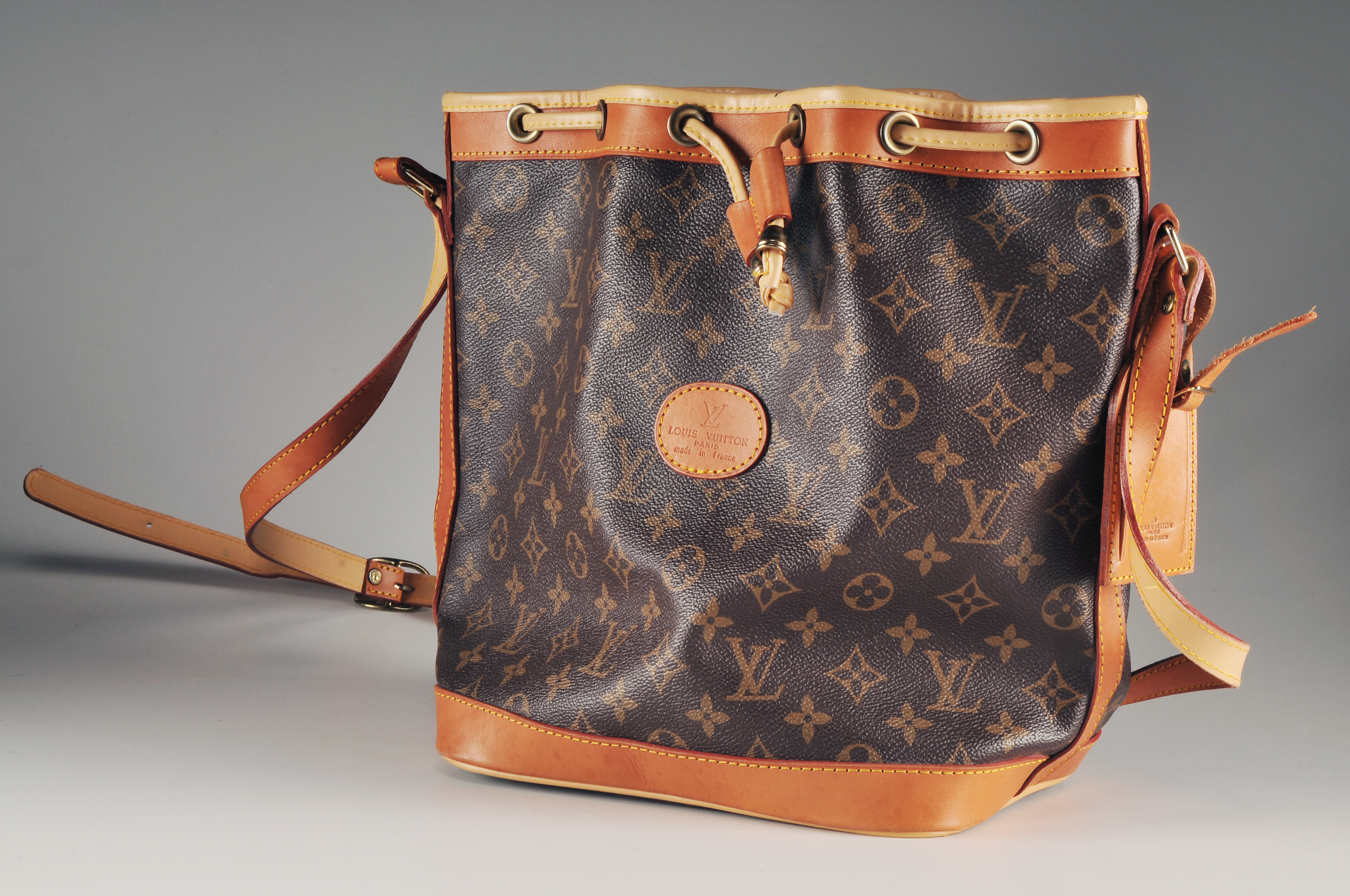 Louis Vuitton Designer Style Hobo bag and Designer Style Clutch Purse