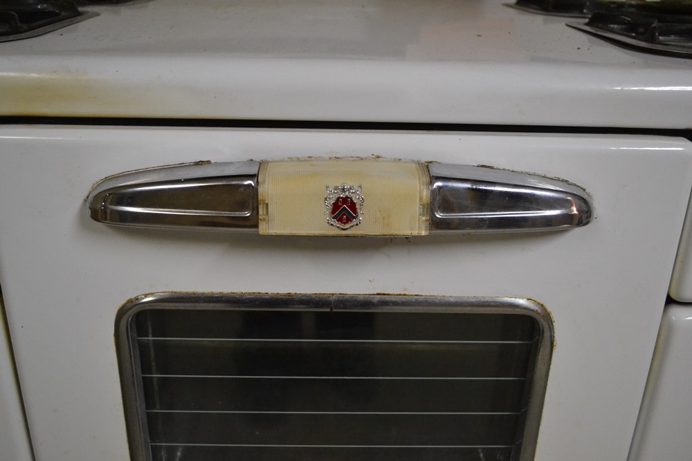 Vintage Tappan 1950's Gas Stove With Original Receipt & Manual