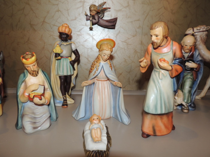 Hummel Goebel Nativity Scene