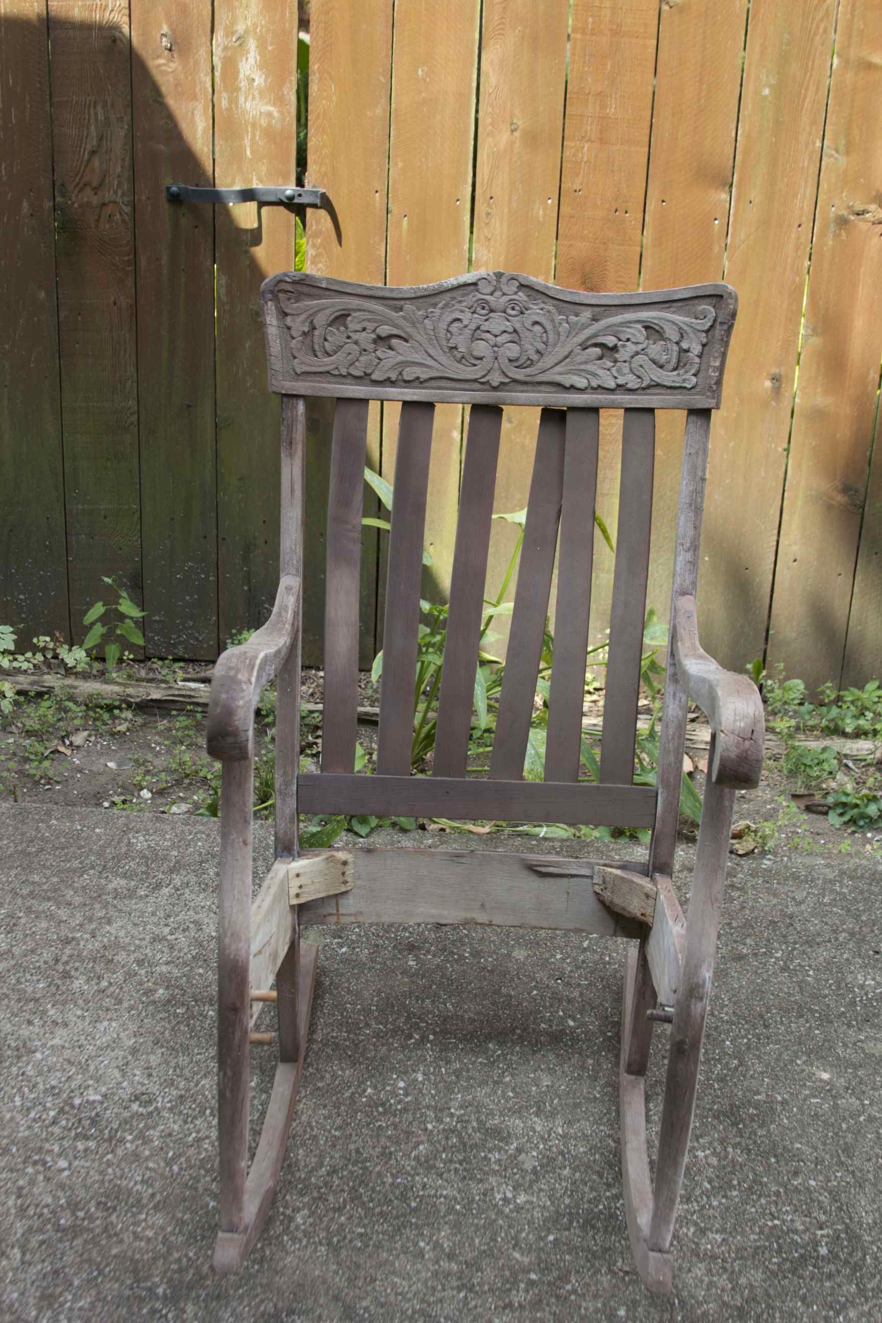Vintage Rocking Chair Missing Front Frame And Seat