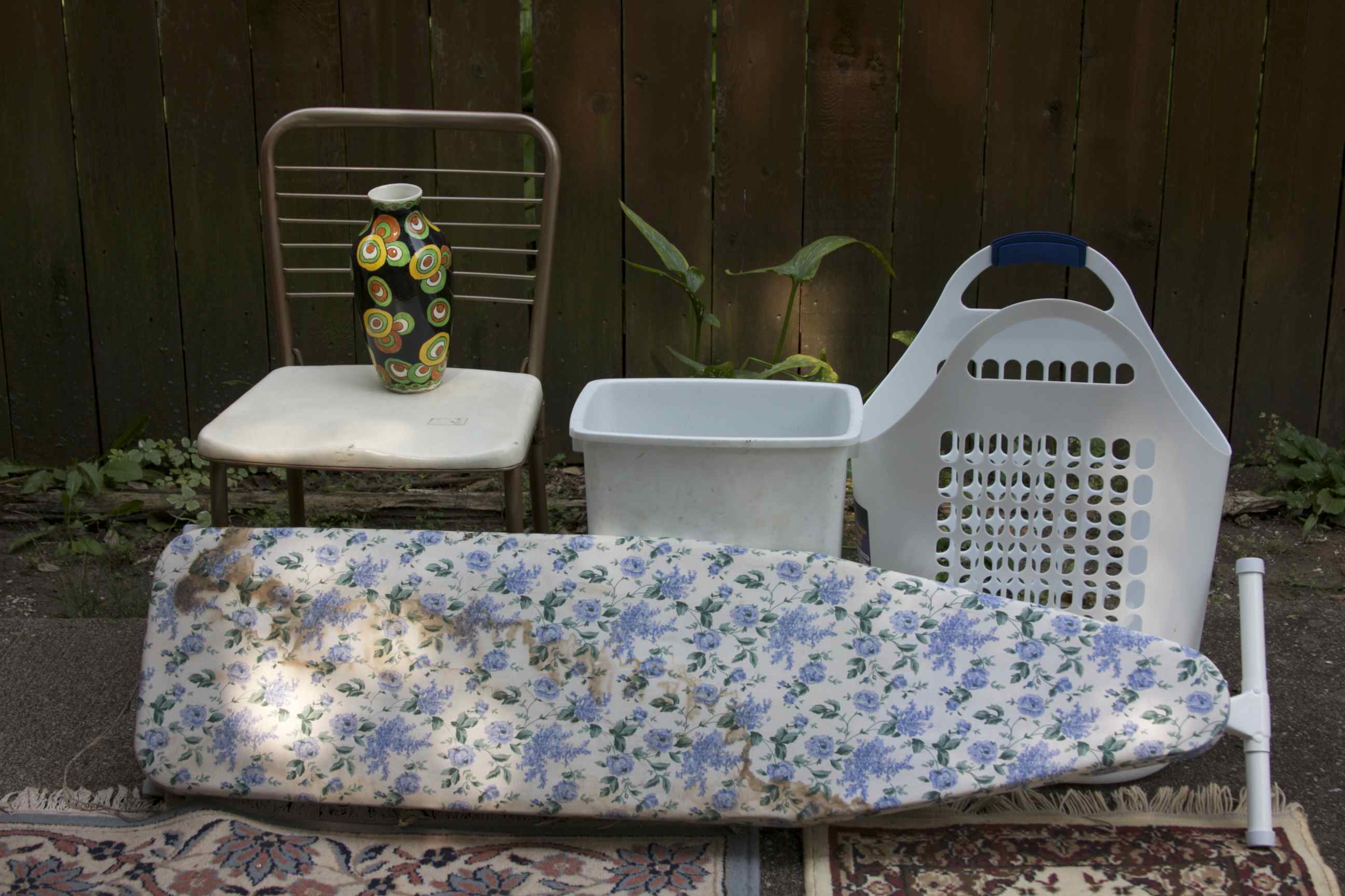 Lot Of Miscellaneous Houseware Items