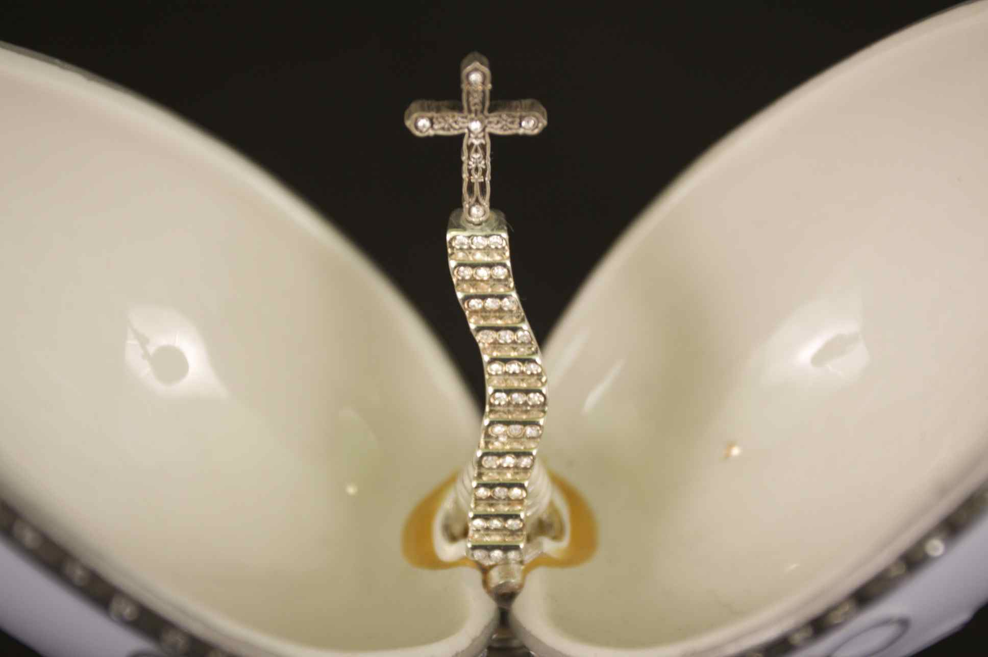 First Issue In The Treasured Memories Heirloom Porcelain Musical Egg Collection