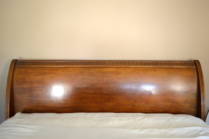 Henredon King Size Sleigh Bed