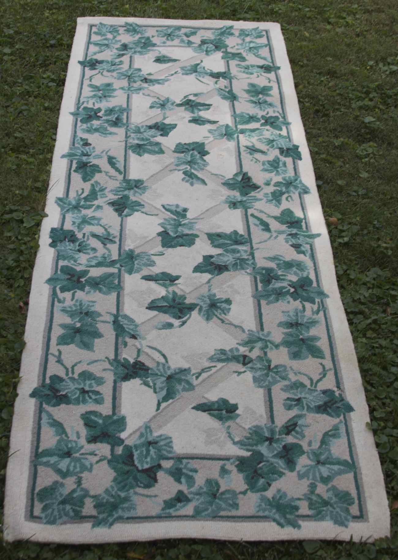 Waverly Ivy Hooked Rugs