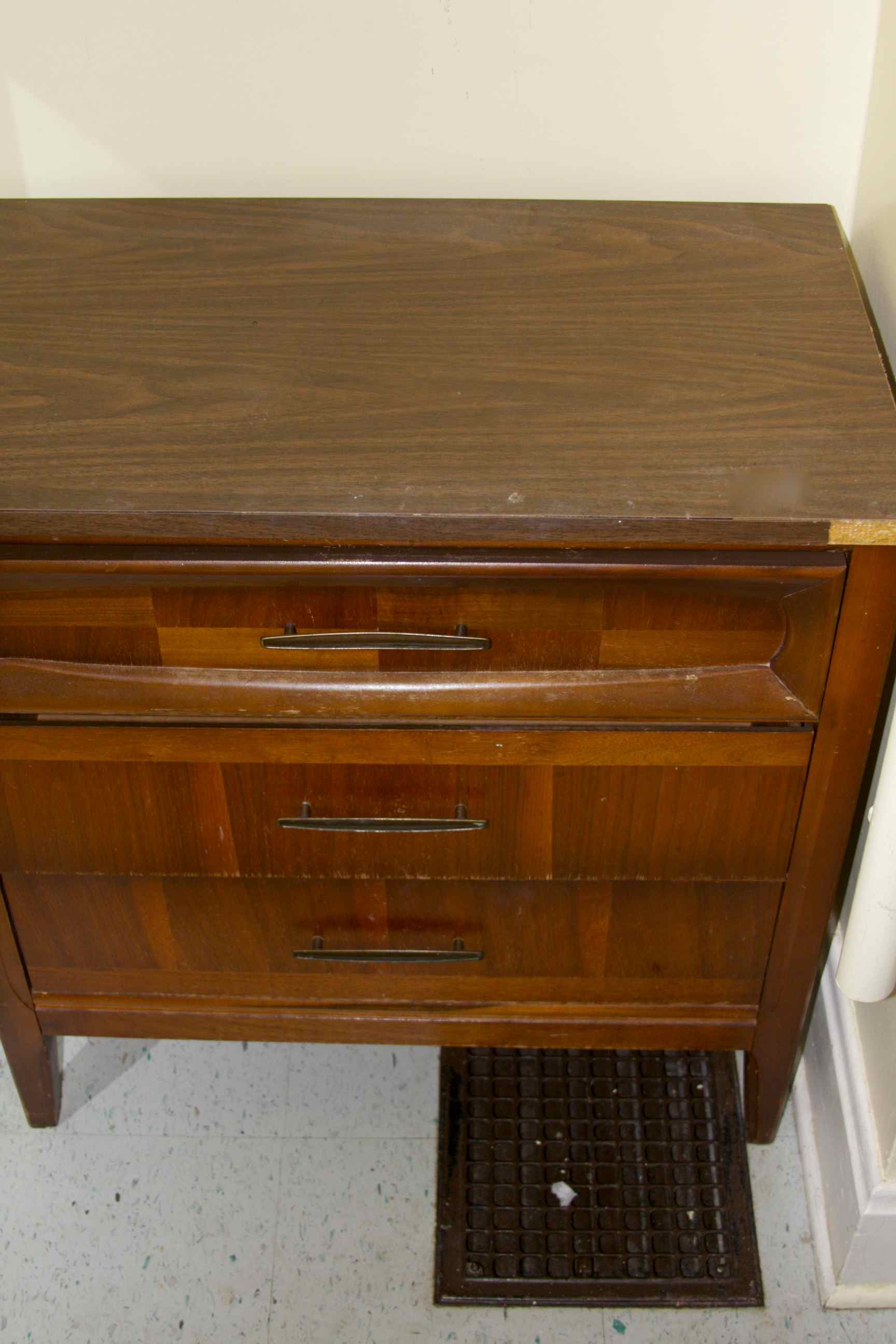 3 Drawer Wood And Wood Veneer Chest