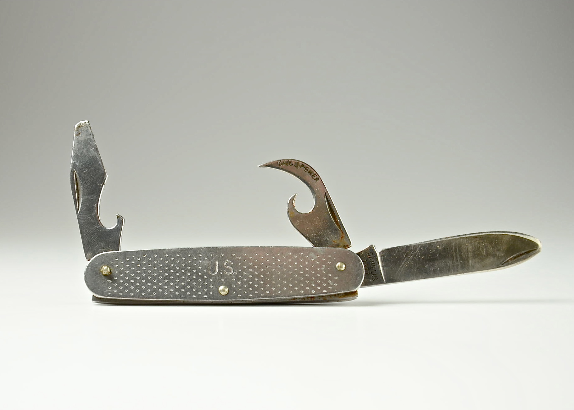 1977 Camillus U.S. Military four piece utility knife