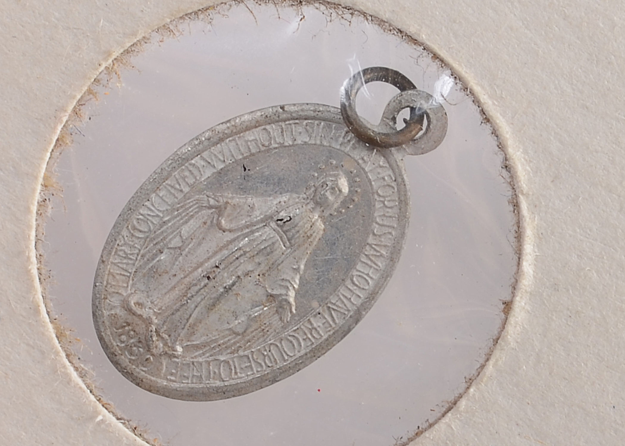 Group of (6) vintage religious tokens/pendants