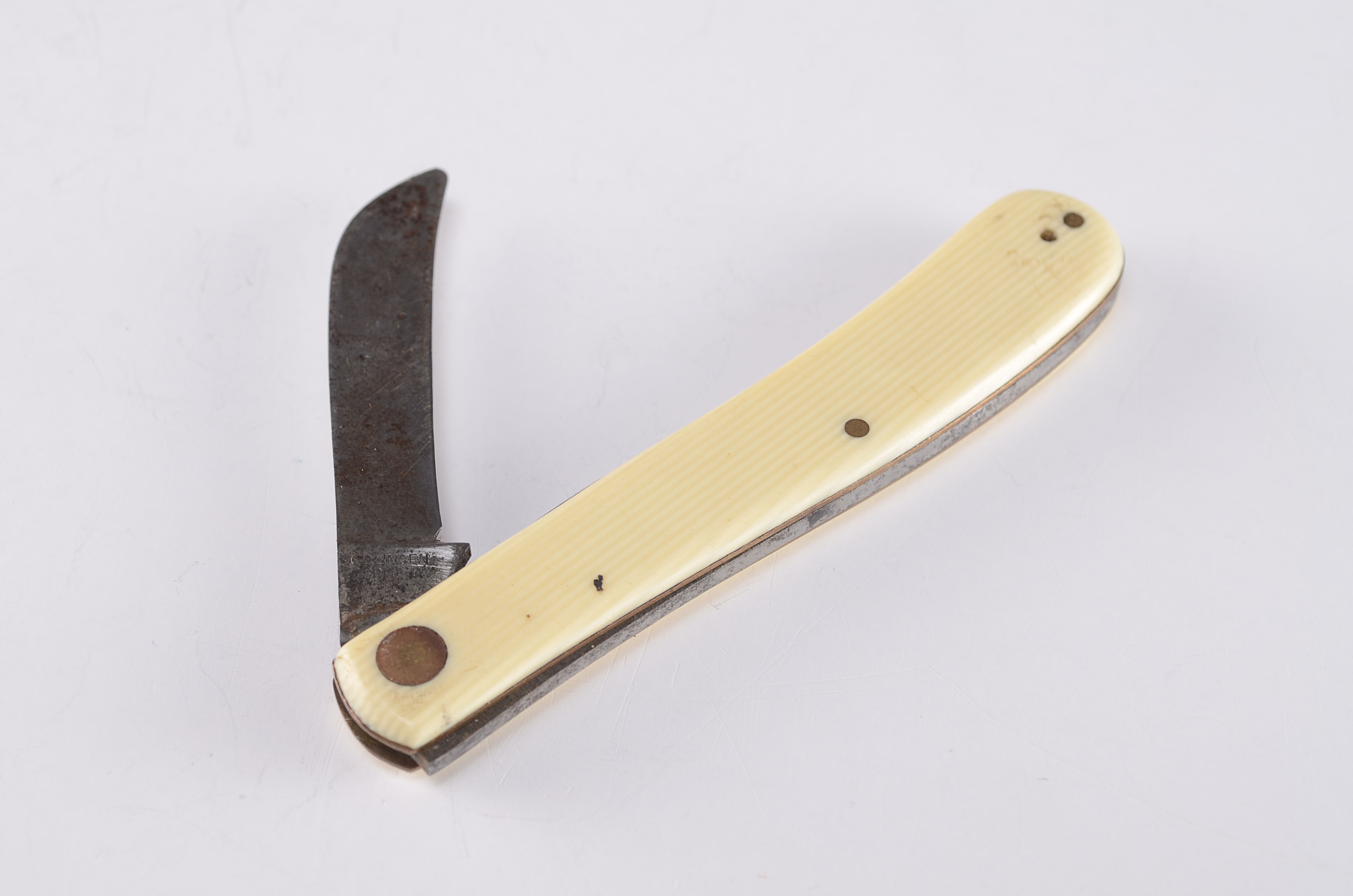 Group of (2) vintage pocket knives