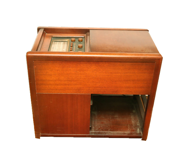 Vintage Chairside Magnavox Turntable