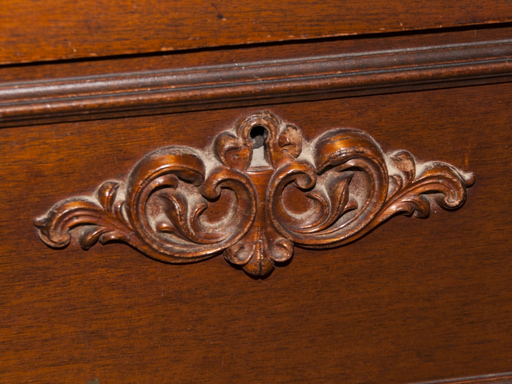 Victorian Walnut Chest of Drawers with Fantastic Carved Fruit Pulls 