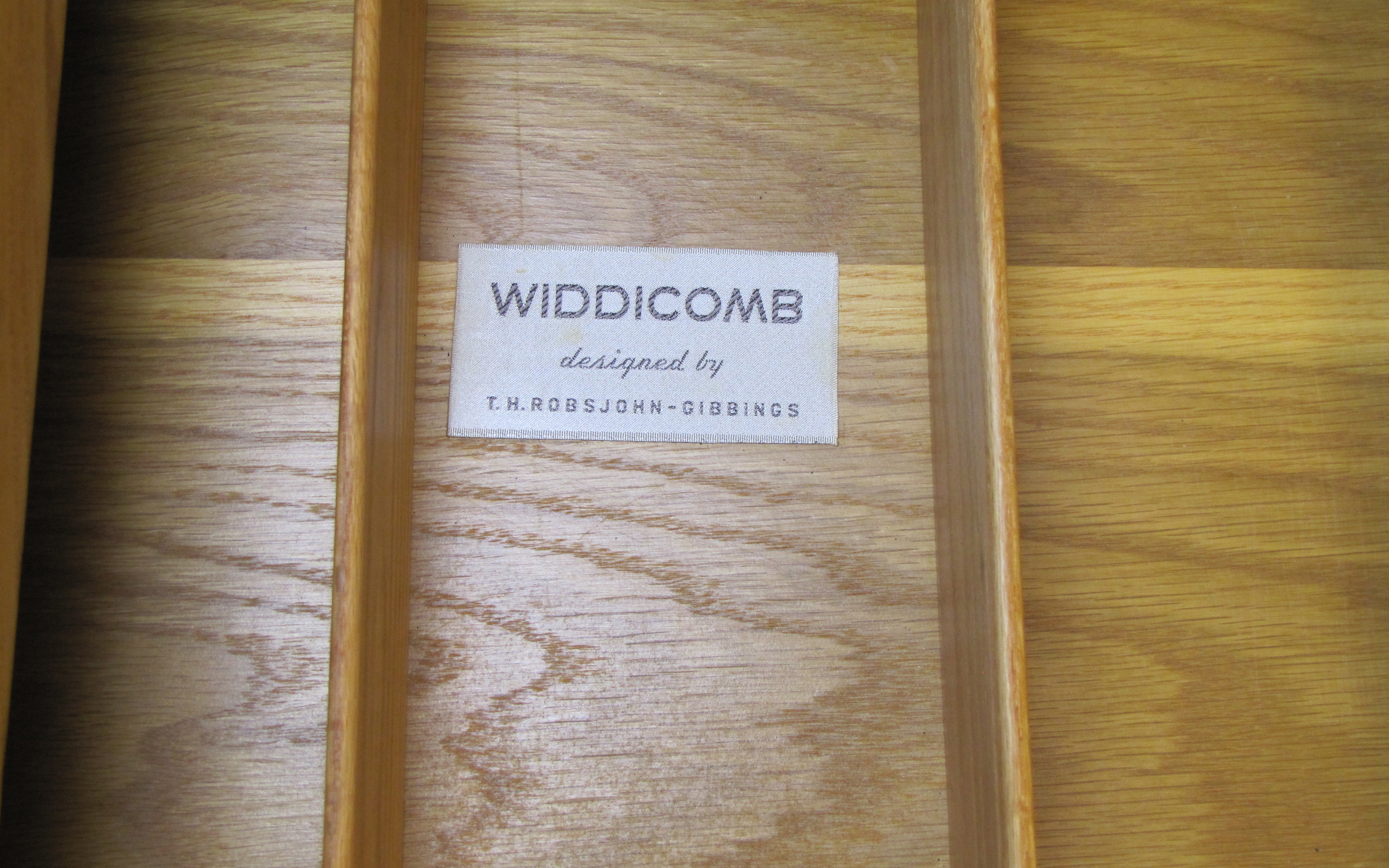 Mid Century Modern Widdicomb Dresser Designed By T.H. Robsjohn-Gibbings