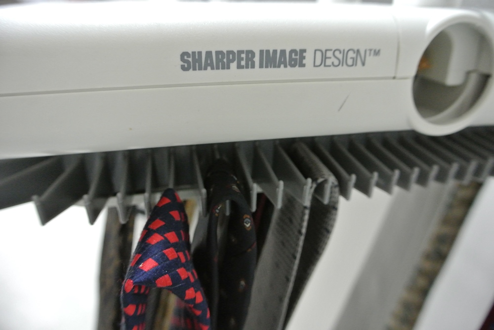 Sharper Image Motorized Tie Rack With Ties