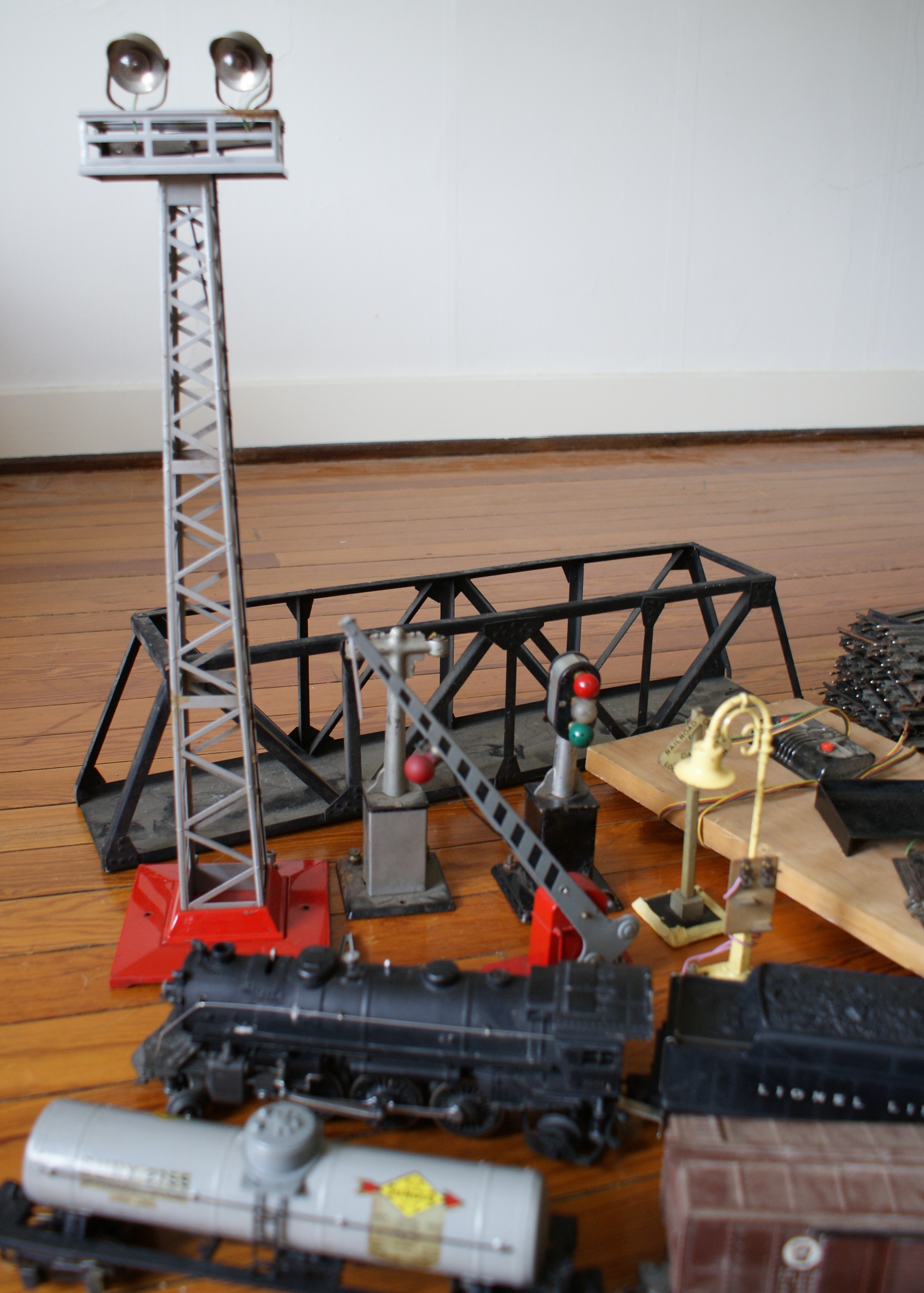 1920's - 1940's Lionel Train Set