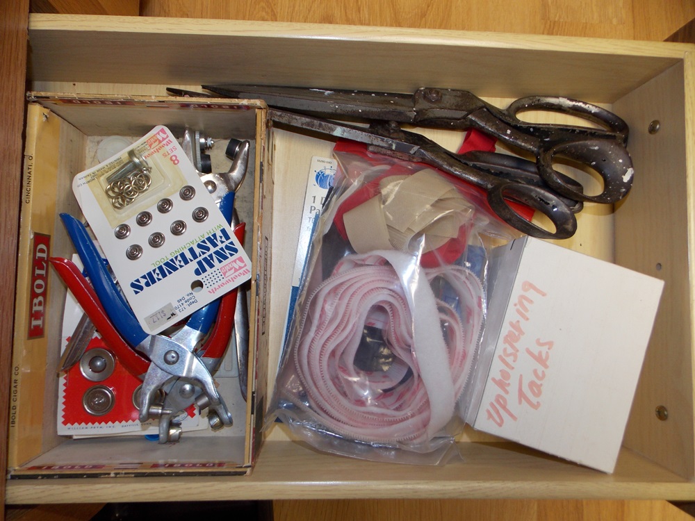 Janome Memory Craft 9000 Sewing Machine and Supplies