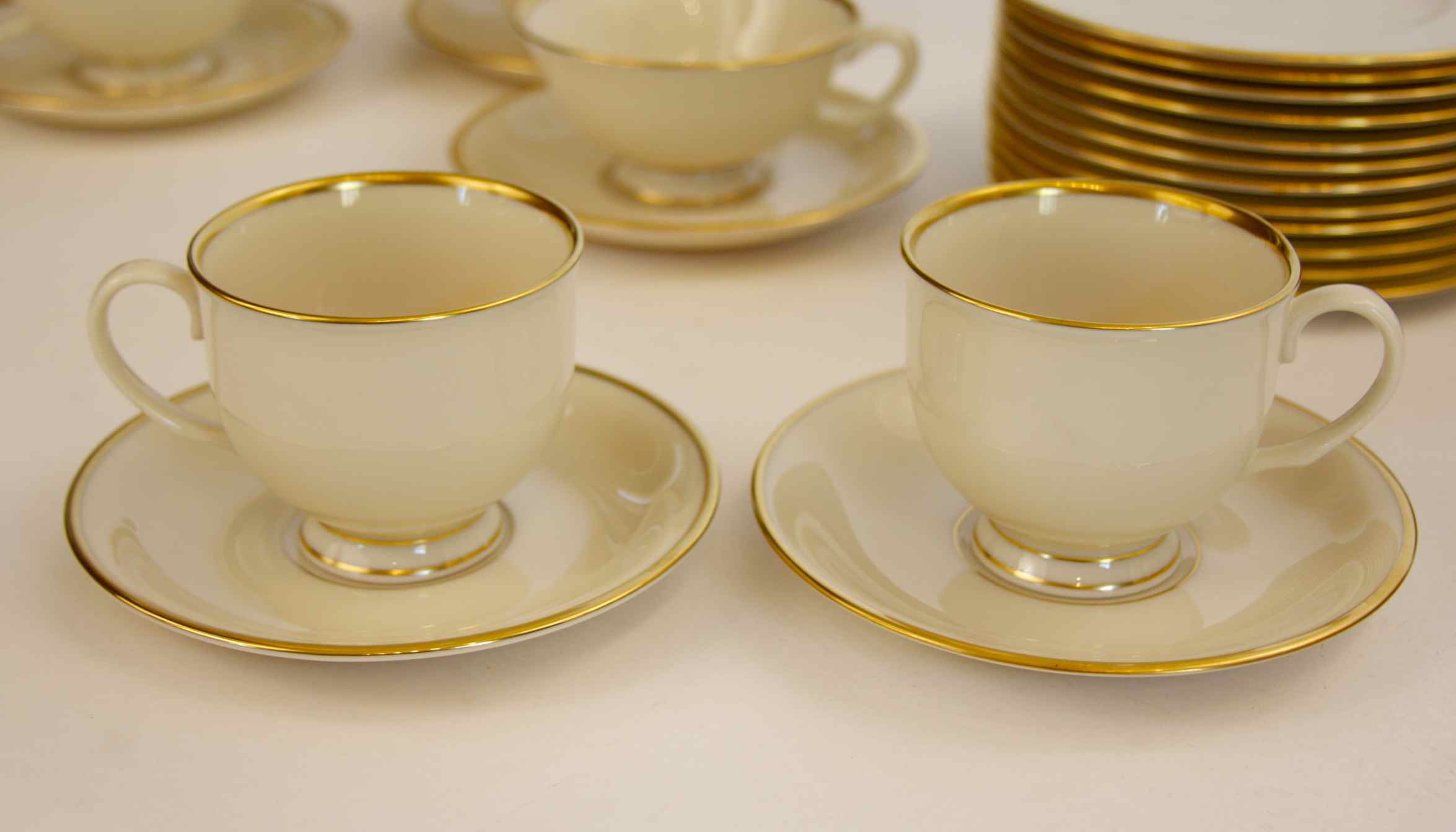 Lenox China "Mansfield" Set 