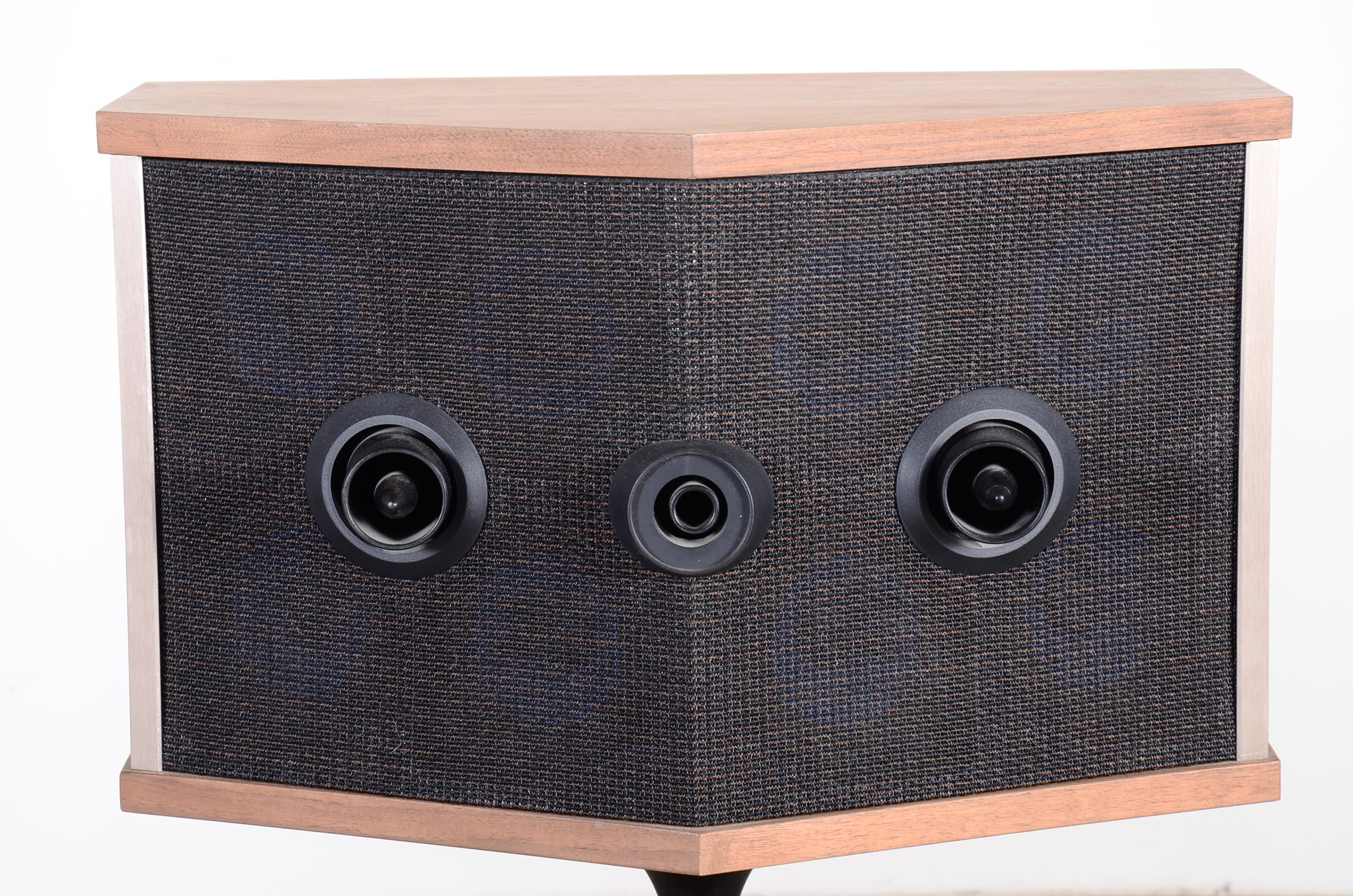 A Pair of Bose 901 Speakers with Pedestal Stand