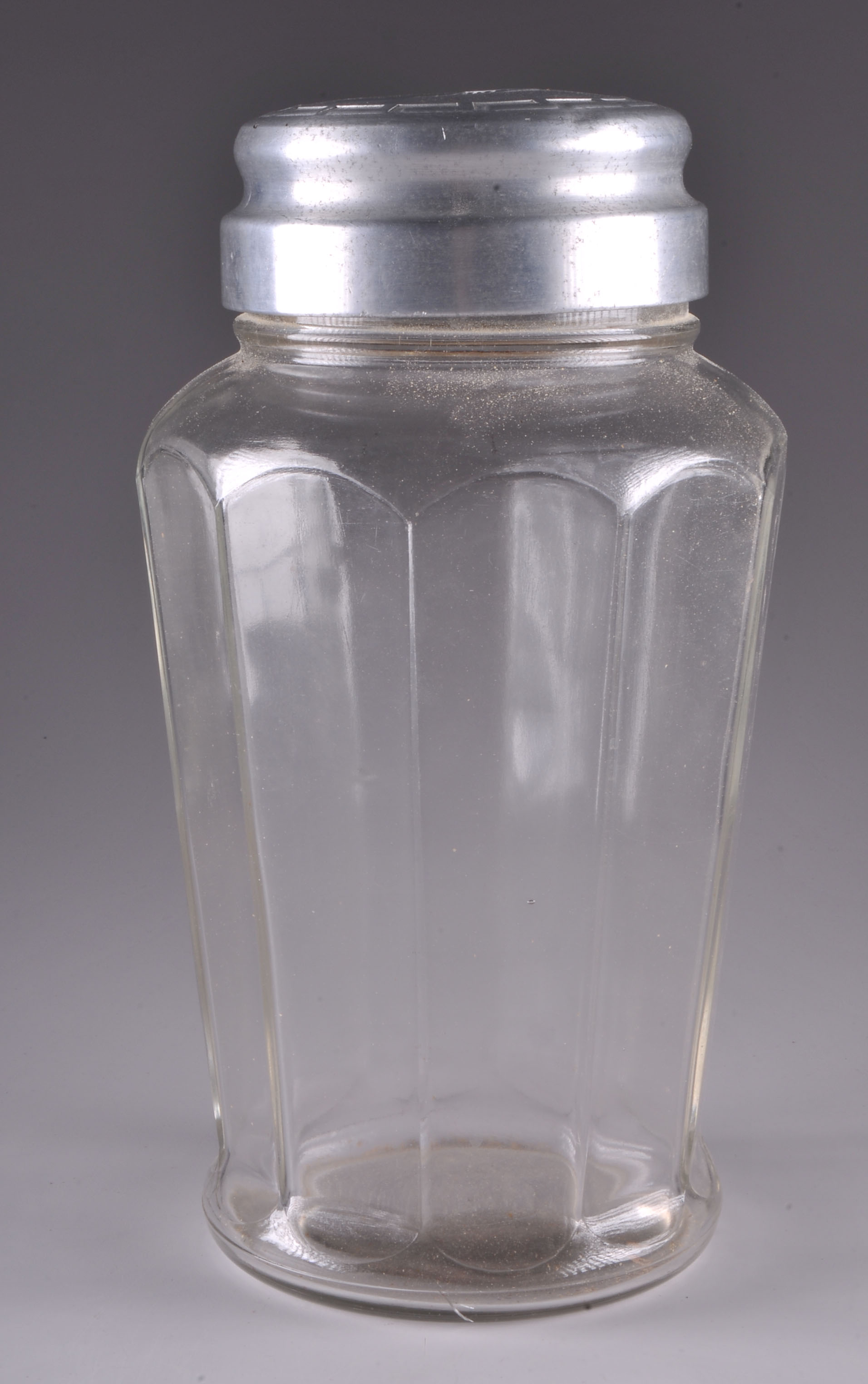 Aridor Glass Countertop Candy Jar