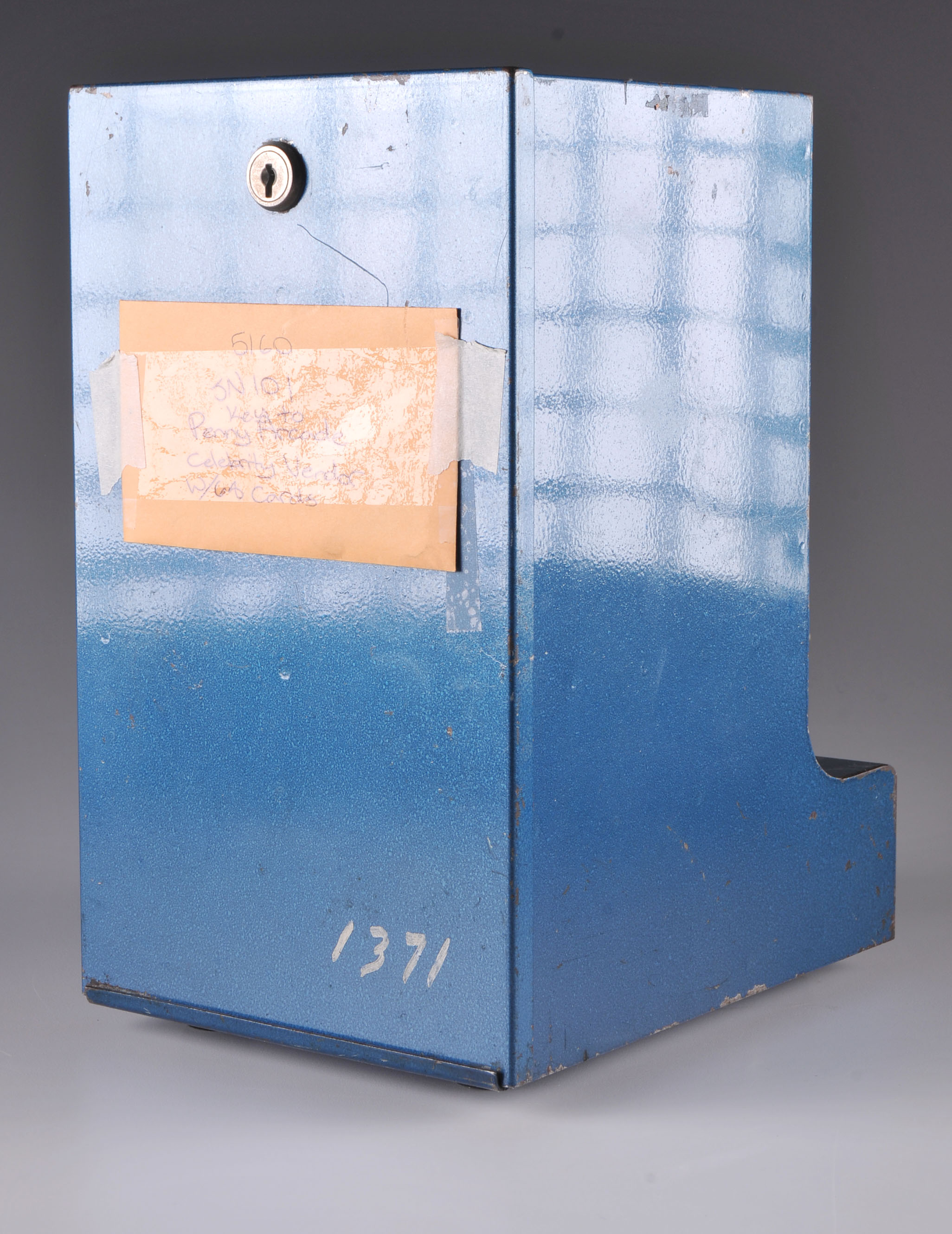 1930's Penny Arcade Celebrity Vendor Machine