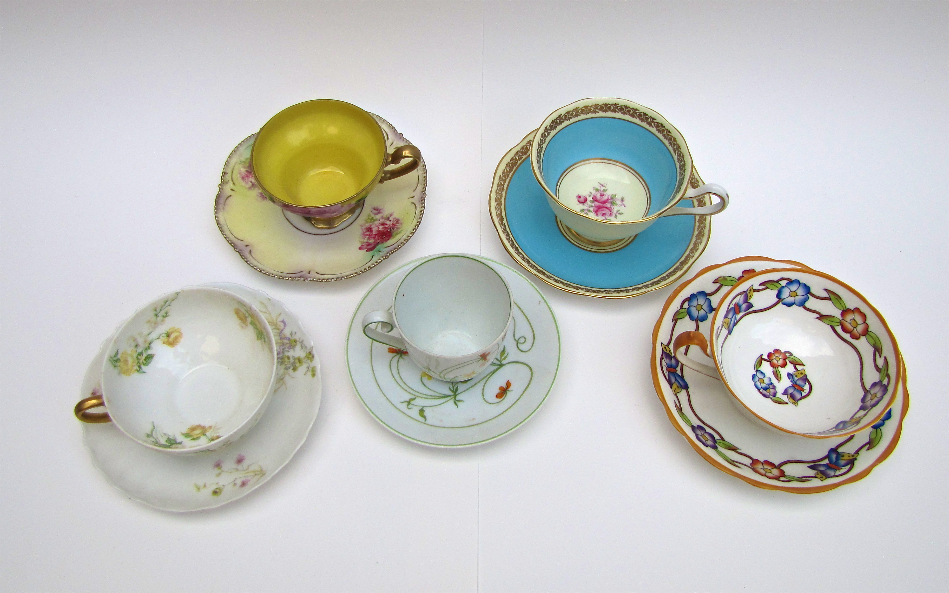Cup And Saucer Lot With Shelf