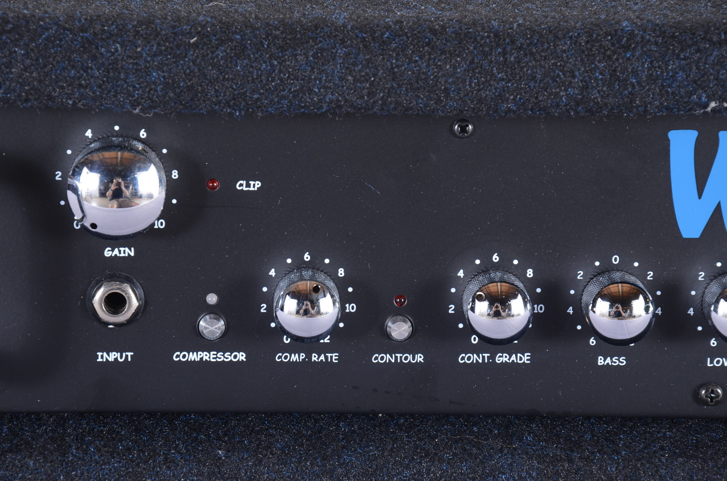 Warwick Pro Fet 3.2 300W Bass Amp Head Mounted in Carpeted Case