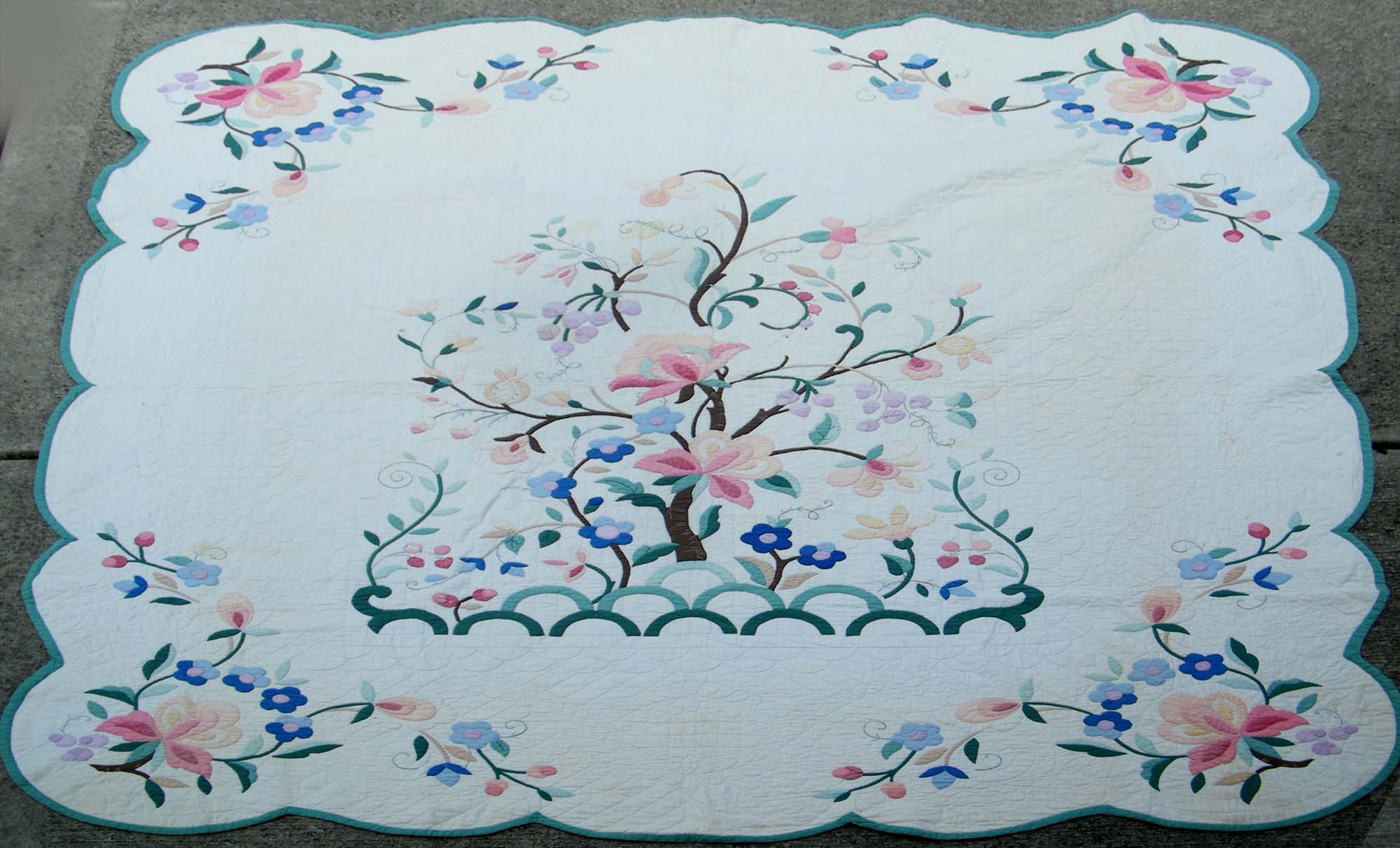 1930's Tree of Life Applique Quilt
