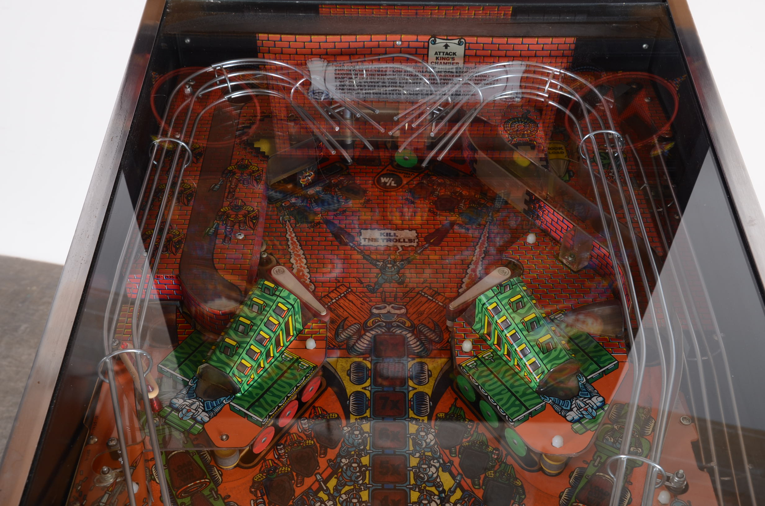 Big Guns Pinball Game by Williams