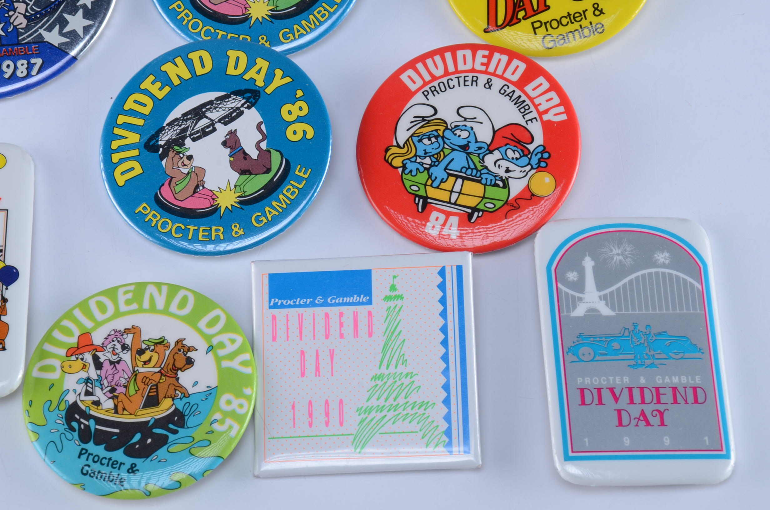 Procter & Gamble Dividend Day Buttons