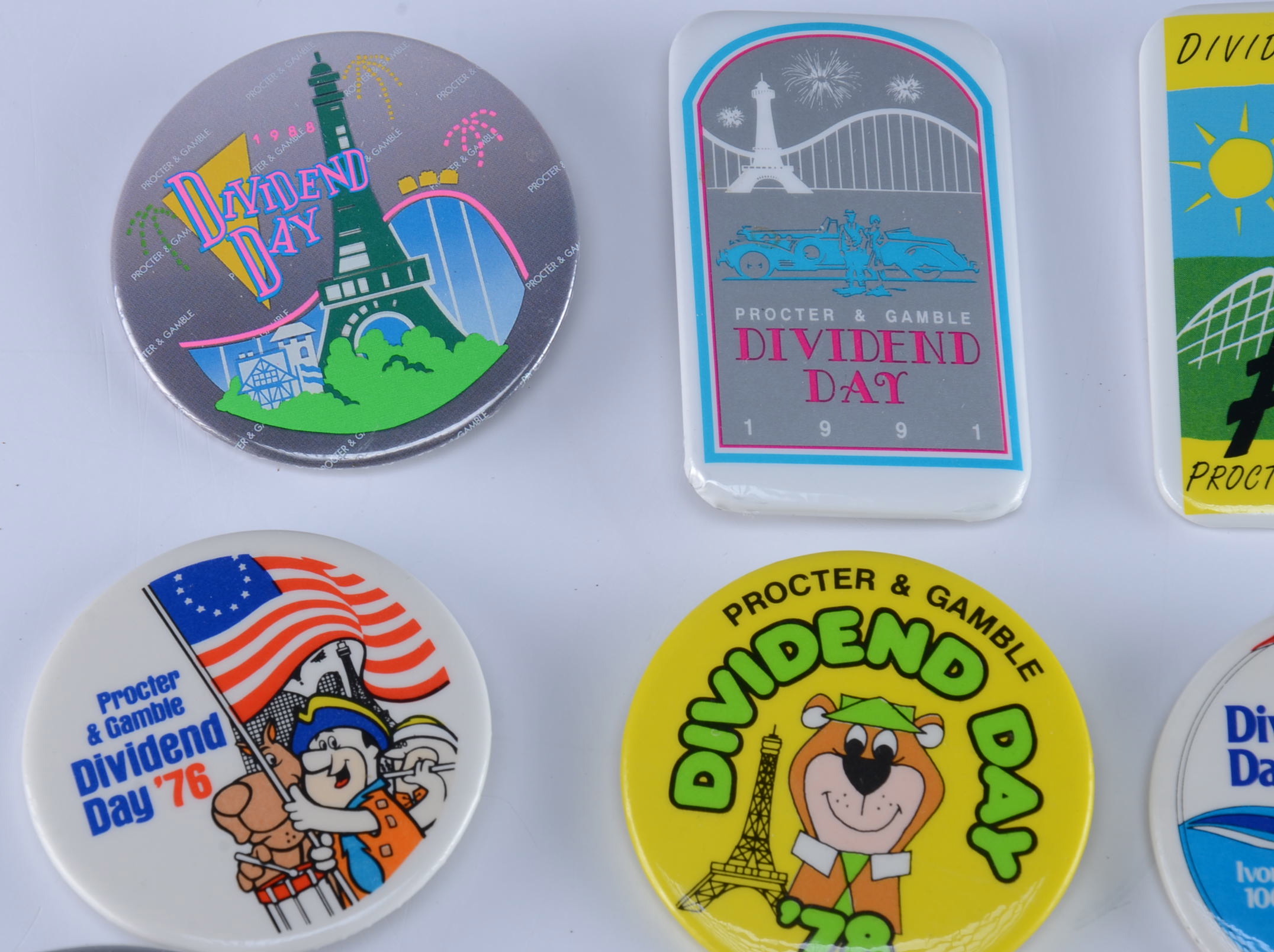 Procter & Gamble Dividend Day Buttons