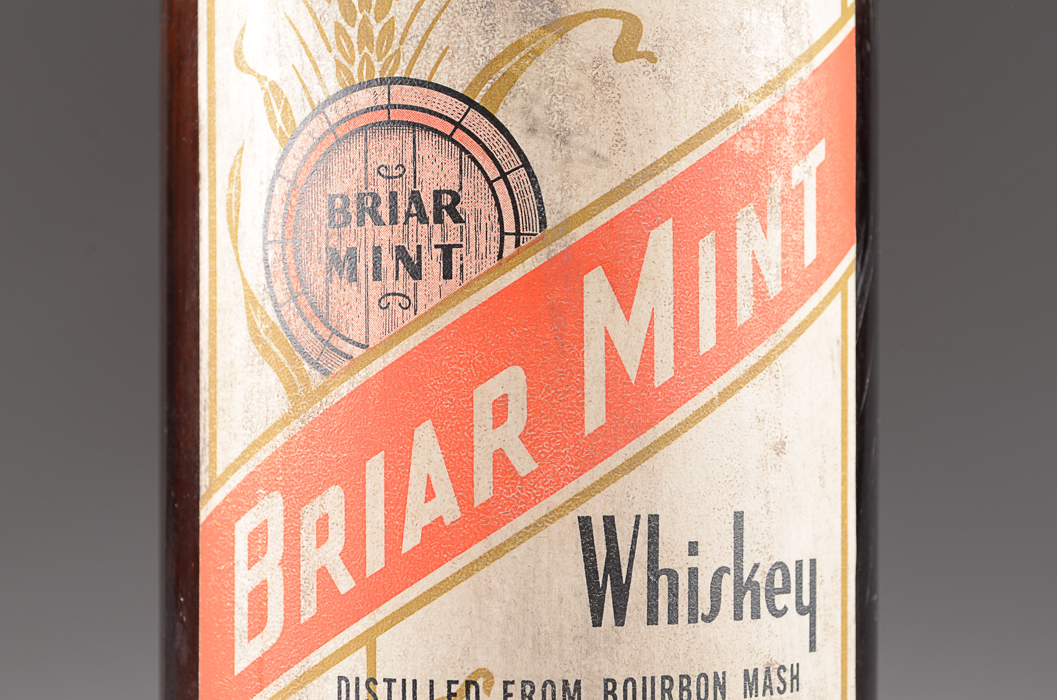 Antique Briar Mint Cincinnati Whiskey Bottle 